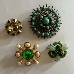 Vintage costume jewelry brooches